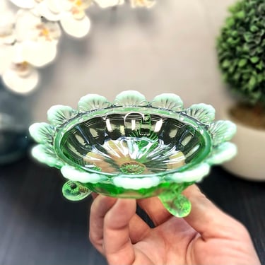 Green Opalescent Glass Depression Style Berry Bowl, 3 Footed, Scalloped Rim, Klondyke Pattern, Vintage Style Kitchenware, Dish, Vase 