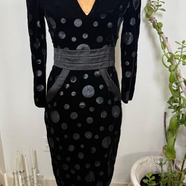 Vintage Velvet Polka Dot Dress Black Deep V Neck Party Cocktail Dress Retro Glam Satin Waistband Elegant Evening Outfit 