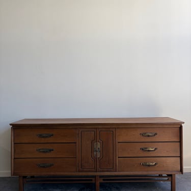 Bassett Walnut Nine Drawer Dresser