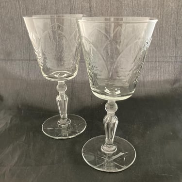 Set of 2 Vintage Floral Etched Crystal Goblets, Mid Century Rock Sharpe Glamour Wine Glasses 
