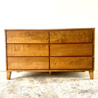 Vintage 1950s Mid-Century Modern 6 Drawer Maple Dresser by Leslie Diamond for Conant Ball 