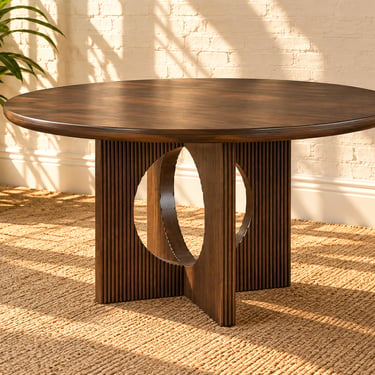 Sylvia Fluted Base Round Dining Table in Natural Brown