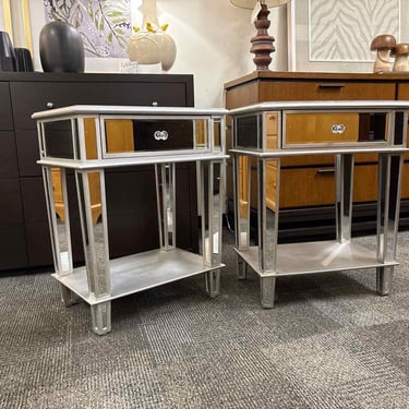 Pair of Mirrored One-Drawer Nightstands
