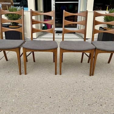 Set of Walnut Ladderback Dining Chairs -Lane ‘Rhythm’ Collection