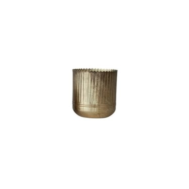 Metal Ribbed Large Planter