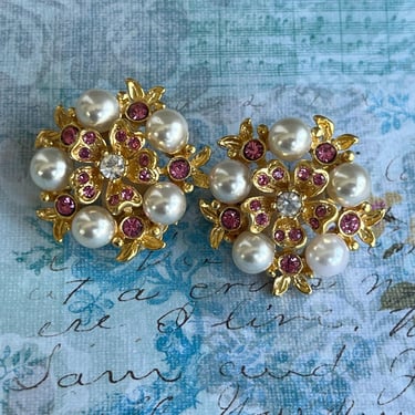 vintage pearl flower earrings pink jewel clip-ons 