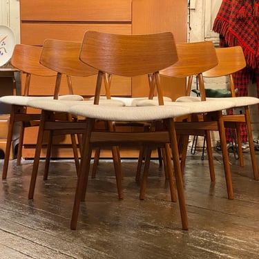 Afrormoisa Teak Danish Dining Chairs (set of 6), Circa 1950s - Please ask for a shipping quote before you buy. 