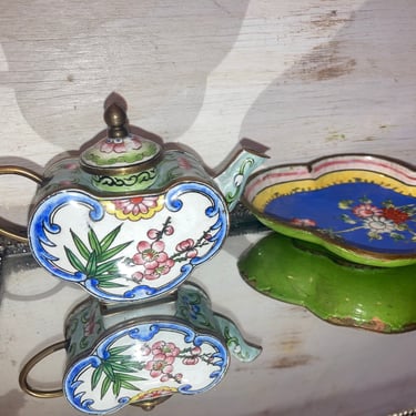 Sale 2 Chinese cloisonne enamelware Display~ Vanity Dresser Decor~ Small Teapot and Floral Jewelry Tray~  Ornate hand painted Enamel pieces 