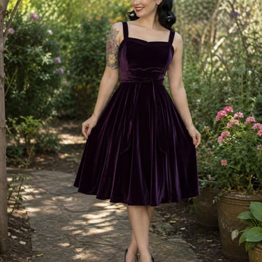 Purple Velvet Vintage Inspired 1950s Strap Swing Dress, Rockabilly Midi Sweetheart Pin Up Holiday Cocktail Dress Full Skirt w/Pockets XS-3XL 