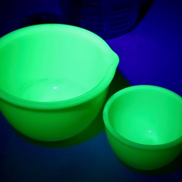 Vintage McKee Jadeite Batter Bowls, Retro Kitchenalia, HTF Very Small 4 1/4