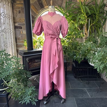 Vintage 1980s Formal Dusty Rose Pink Ruffled Lace Asymmetrical Hem Prom Dress 