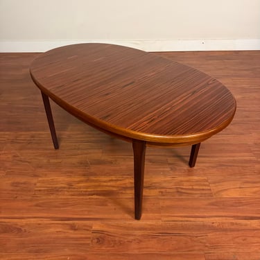 Mid-Century Oval Butterfly Leaf Dining Table