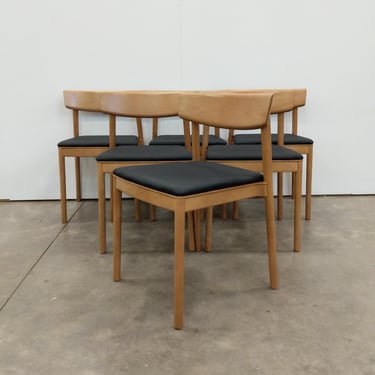 Set of 6 Beech Dining Chairs by Andreu World 