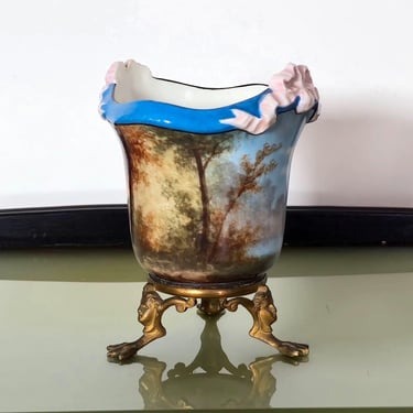 Antique hand-painted porcelain vase / gilt bronze tripod / Impressionist style / 19th century 
