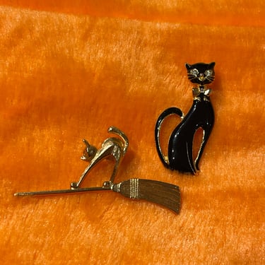 Vintage Cat Black and Gold Brooch & Pin Set