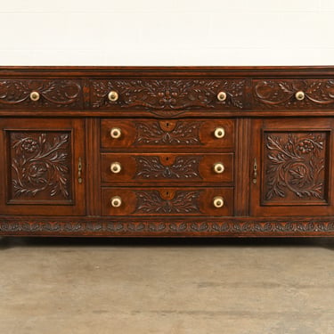 R. J. Horner Style Antique Victorian Renaissance Revival Carved Oak Sideboard Credenza or Bar Cabinet, Circa 1890s