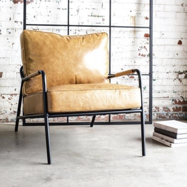 Sleek Caramel Leather Chair, light brown chairs, Living room chairs, modern office chair, waiting room chairs, man cave furniture 