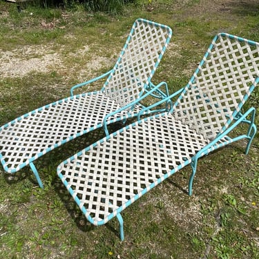 Tropitone Cantina Chaise Lounge Set Poolside Recliners Furniture Blue Off-White Vintage Mid-Century Pair Palm Springs Brown Jordan 
