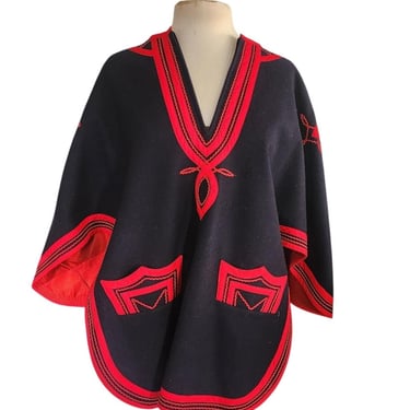 Vintage 1970s Poncho Embroidered Wool Guatemala Pinata Capelet 