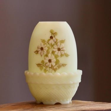 Vintage Fenton Custard Glass Fairy Lamp, Elegant Spring Decor, Signed Uranium Glass Candleholder w/ Daisy & Frit, Cottagecore Charm 
