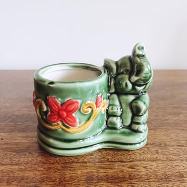 Vintage Lucky Elephant Ceramic Bamboo Planter 