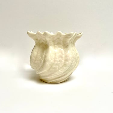 Vintage Belleek vase | cream colored pot | Irish porcelain 