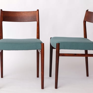 Pair of Rosewood Dining Chairs by Arne Vodder for Sibast, 1960s – Danish Mid-Century Moder 