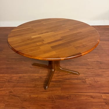 Danish Modern Solid Teak Dining Table with Leaf