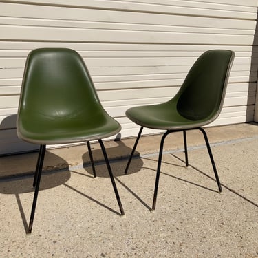 Pair of Green Naugahyde Herman Miller Eames Fiberglass Side Shell Chairs Mid Century Modern 