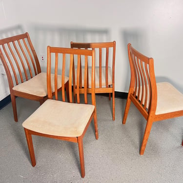 Set Of 4 Mid Century Teak Dining Chairs By Vamdrup Stolefabrik Denmark 
