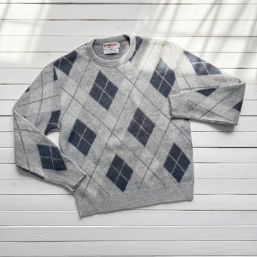 McGregor gray argyle sweater 70s vtg men's plaid sweater 