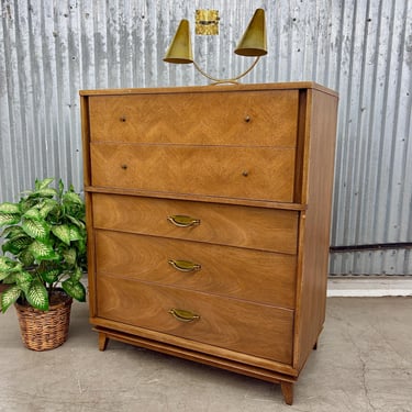 NJ LOCAL PICKUP Only ———— Vintage Kent Coffey Highboy Dresser 