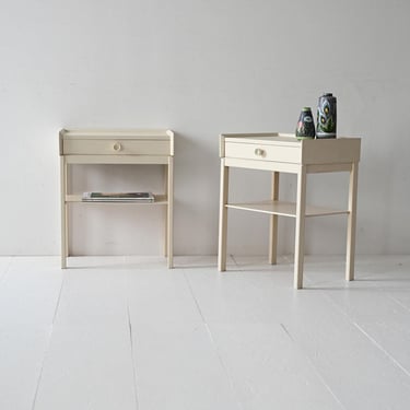 Pair of Scandinavian White Lacquered Nightstands with Drawer and Shelf, 1960s Vintage Bedside Tables 