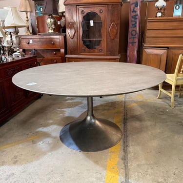 Restoration Hardware 'Aero' Large Round Dining Table 10005991LGRY