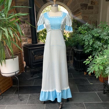 Vintage 1970s Light Blue and White Polka Dot Knit Maxi Dress, Vintage Blue and White Knit Peasant Prairie Dress 