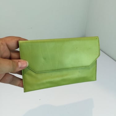 Flashing Greens - Vintage 1940s 1950s Chartreuse Green Leather Mini Evening Clutch 