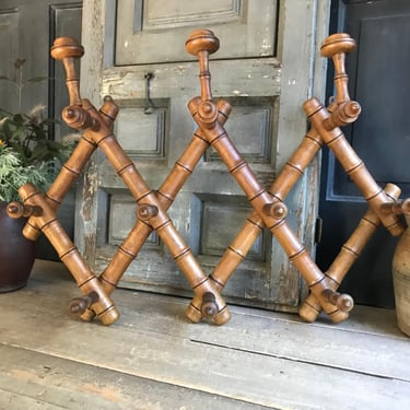 French Bistro Bamboo Coat Rack Hook, Wood, Expanding, Folding, 10 Coat Hooks, 3 Mushroom Hat Hooks, Traditional Authentic Rustic Farmhouse 