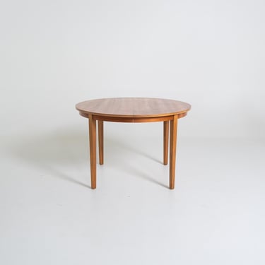 Vintage Scandinavian Teak Dining Table, Extendable Round Table, Mid Century Modern Dining Table, 1960s, 2 Leaves, 110–190 cm 