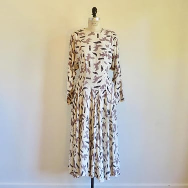 1980's Nicole Miller Bird Print Rayon Day Dress Long Bat Sleeves Full Skirt Midi Length 30