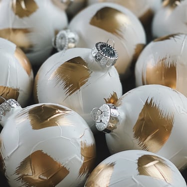 White and Gold Brushed Traditional Round Glass Ornament
