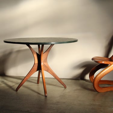 Sculptural Walnut and Slate Dining Table After Vladimir Kagan, 1950s
