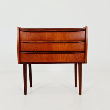 Midcentury danish drawer dresser /3 drawers /Nightstand 1960s 