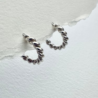 Dina Rope Huggie Hoop Earrings
