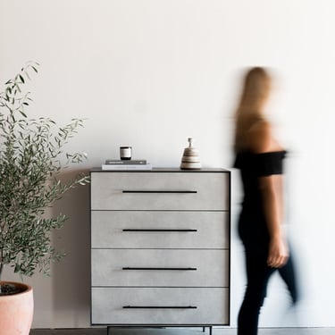 Bronson Dresser | STOCK