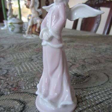 Porcelain Angel Figurine In Pale Pink Victorian Garb/ 5 And A Half Inches Tall /Llardro Style/By Russ 