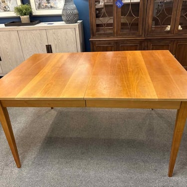Asher Benjamin & Co. 'Shaker Havest' Dining Table