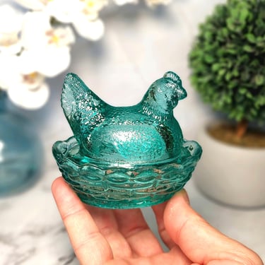 Vaseline Uranium Glass Glow Hen on Nest Chicken Candy Dish - Vintage Style Kitchen Decor, Depression Style, Farmhouse Gift, Country Home 