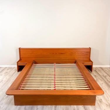 Jesper Teak Platform Bed with Built-In Nightstands | Danish Modern Queen | Vintage MCM 1970s 