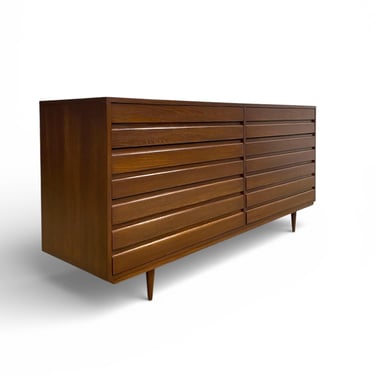 Vintage Dresser by Sligh Furniture 