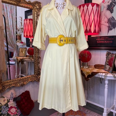 vintage 1980s yellow cotton shirtwaist dress wrap 80s fashion tab shoulders med 